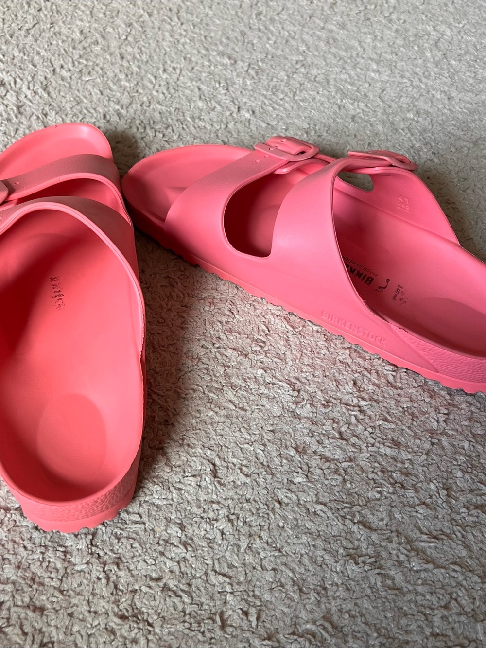 Birkenstock Arizona EVA Slides in Coral Pink Size 41 - Picture 3 of 8